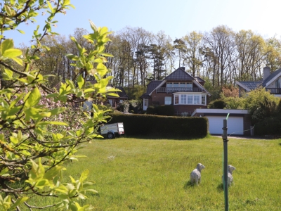 Einfamilienhaus mit zwei Ferienwohngen und Blick auf den Plöner See